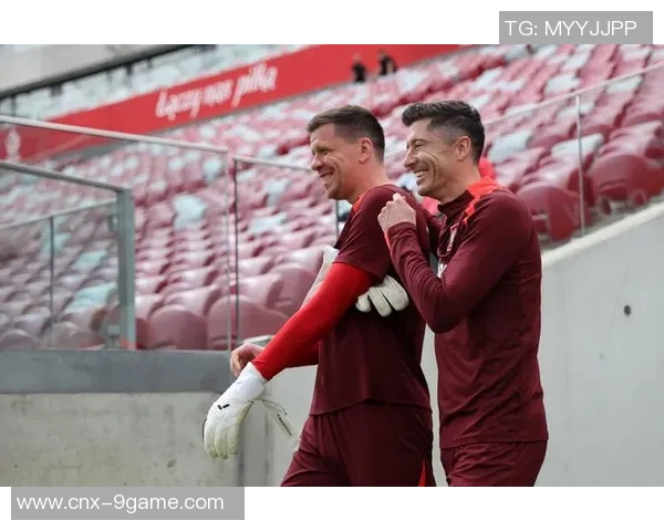 什琴斯尼回忆：如何在圣西罗厕所中给予马丁力量与勇气