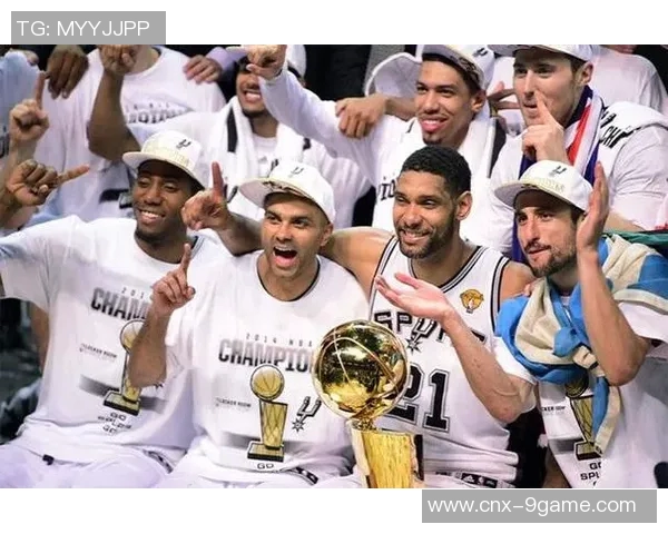 布朗与锤子之间的激烈对决揭示了篮球战术的新趋势与未来发展方向